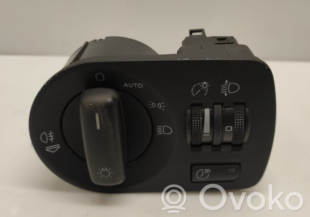 Audi A3 S3 8P Light switch 