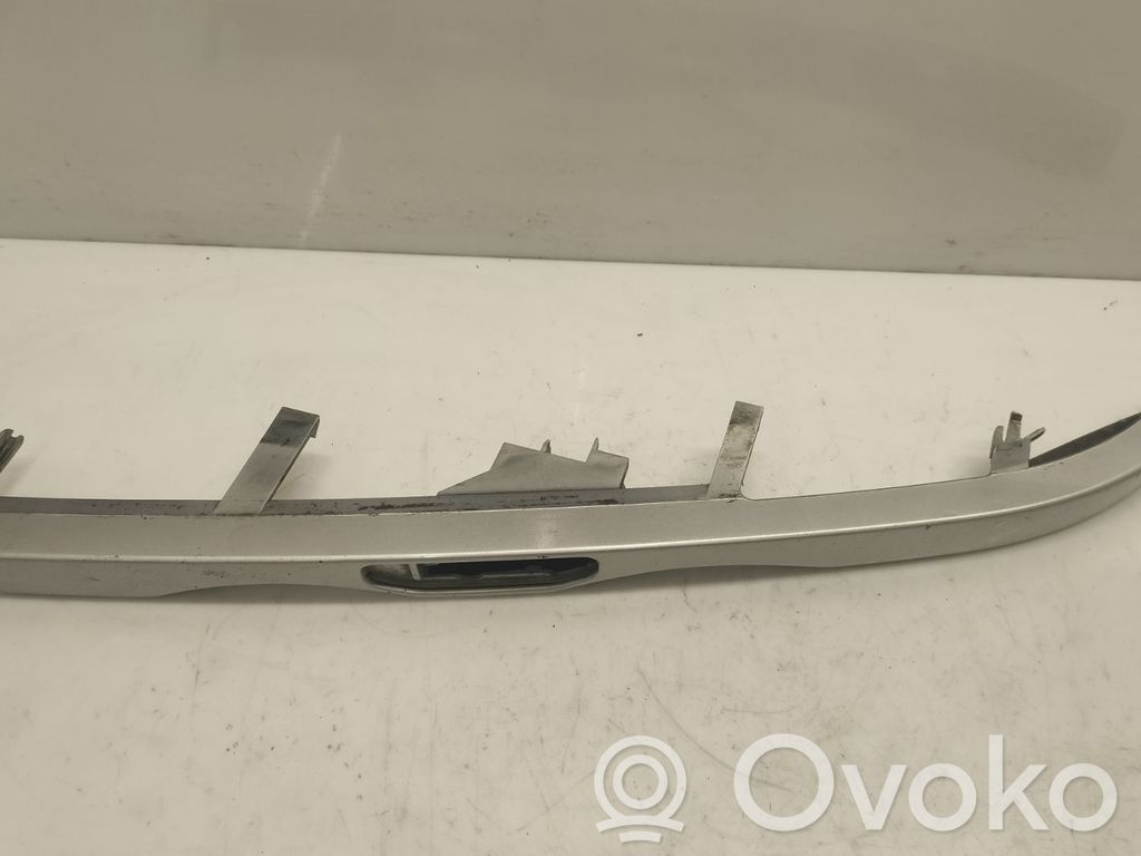 BMW 3 E46 Under headlight/headlamp trim 