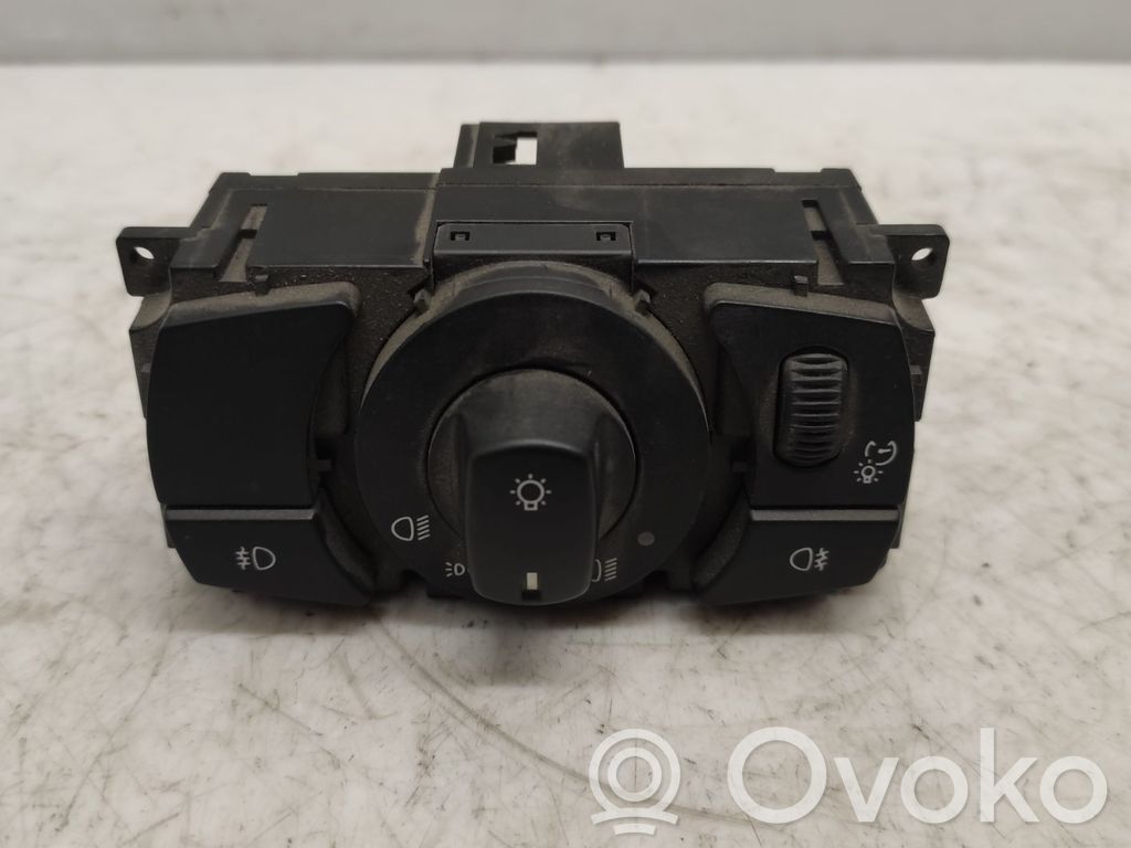Light switch   61316925252,0004883,15365561,VDMS12