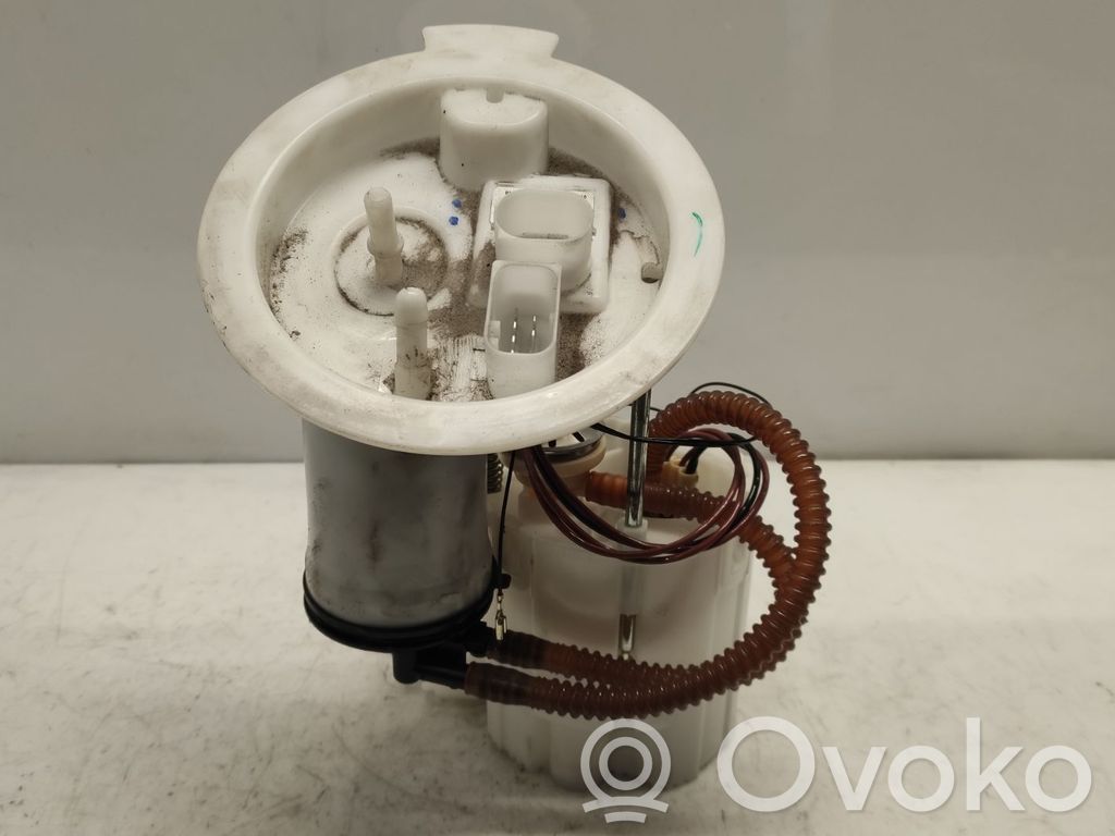 BMW 1 F20 F21 Bomba interna de combustible 