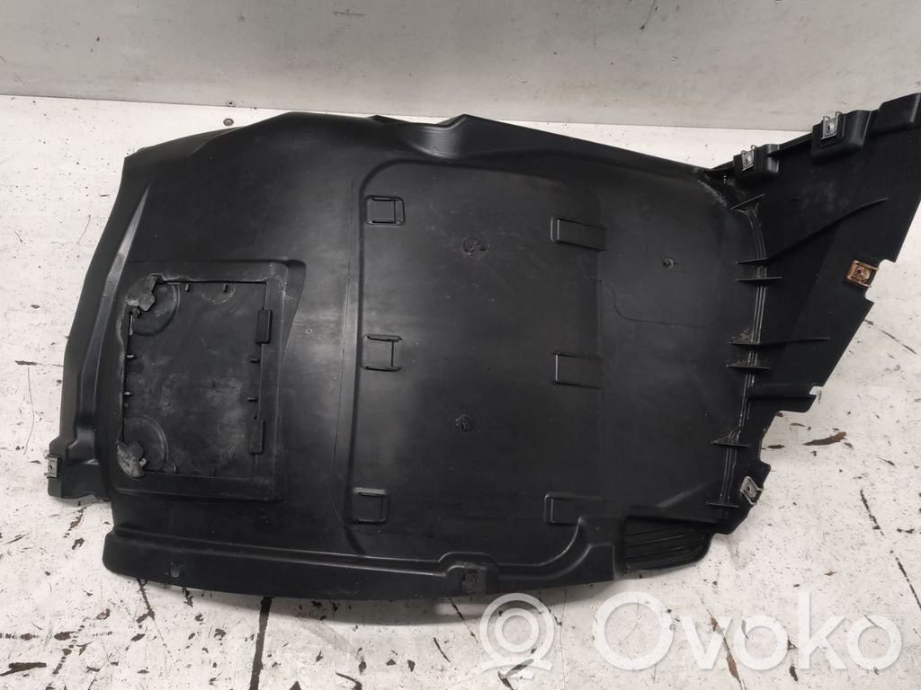 BMW 1 E82 E88 Nadkole przednie 