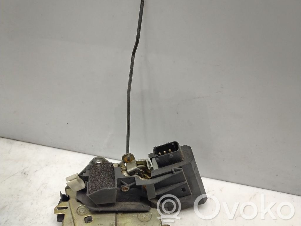 BMW 3 E36 Front door lock 