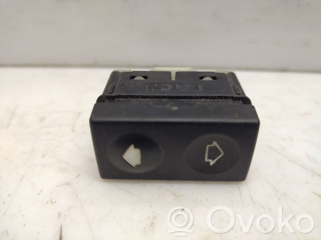 BMW 3 E36 Electric window control switch 