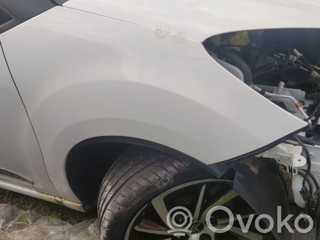 Citroen DS3 Sparnas 