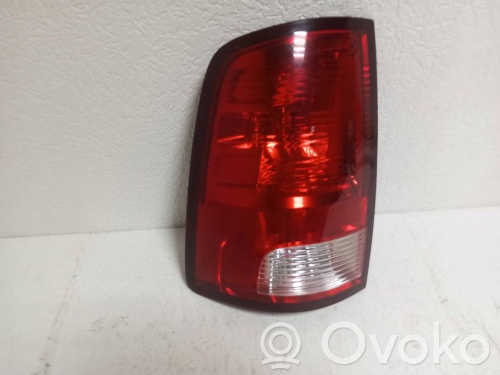 Ram 1500 DT Rear/tail lights 