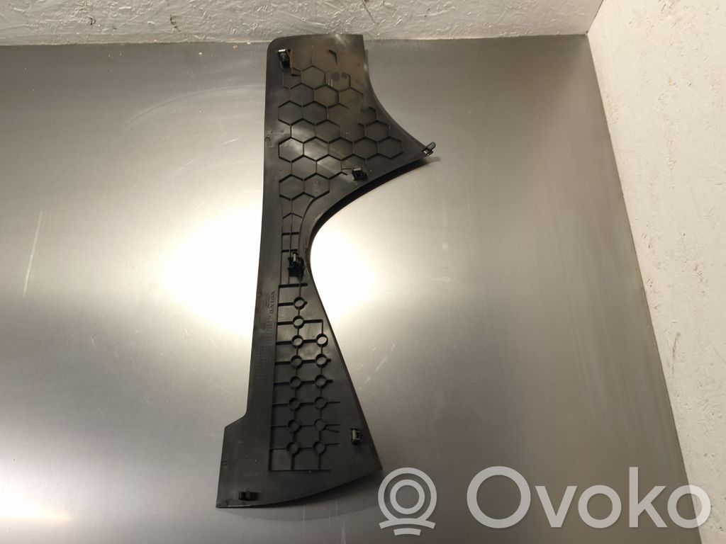 Volvo XC60 Rivestimento laterale della consolle centrale anteriore 