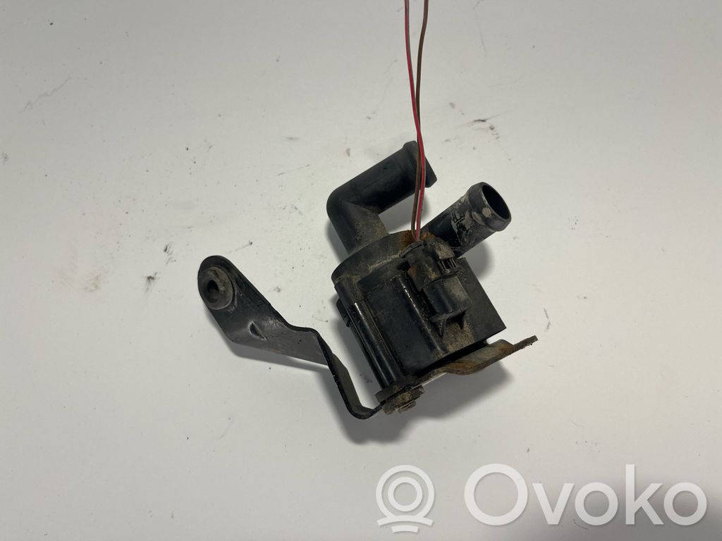 BMW 5 F10 F11 Pompa cyrkulacji / obiegu wody 