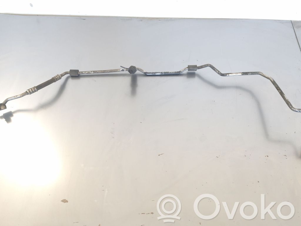 BMW 3 F30 F35 F31 Conductă/furtun aer condiționat (A/C) 