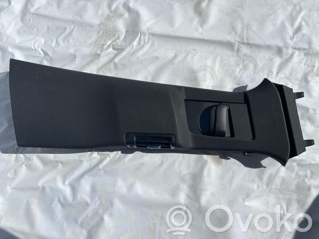 Volvo XC60 Pilar (B) (superior) 