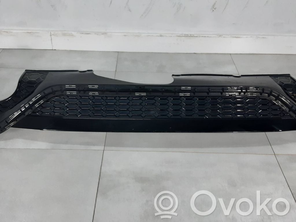 Audi RS6 C8 Moldura inferior del parachoques trasero 