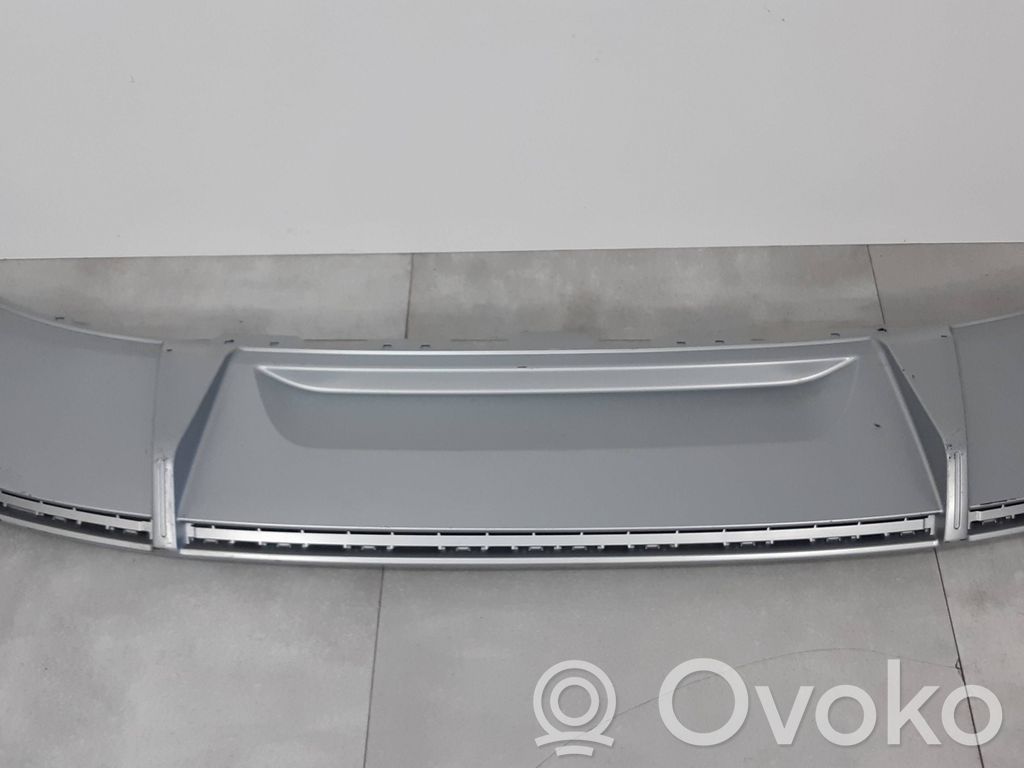 Audi e-tron Apakšējā bampera daļa 