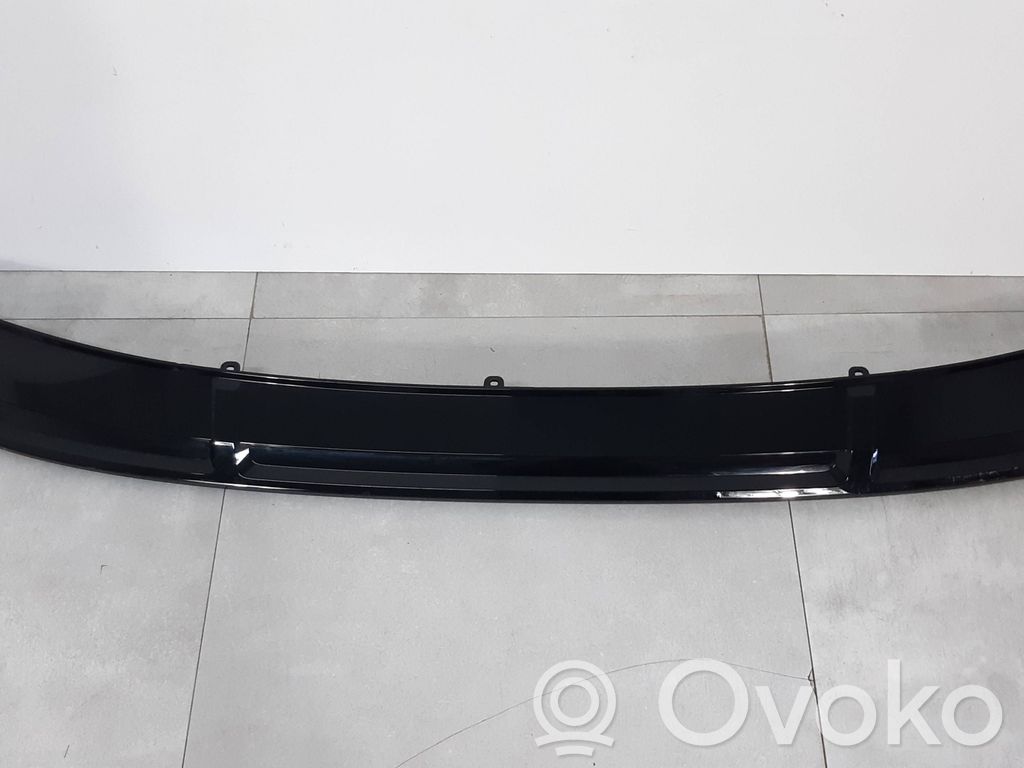 Audi e-tron Front bumper lip 