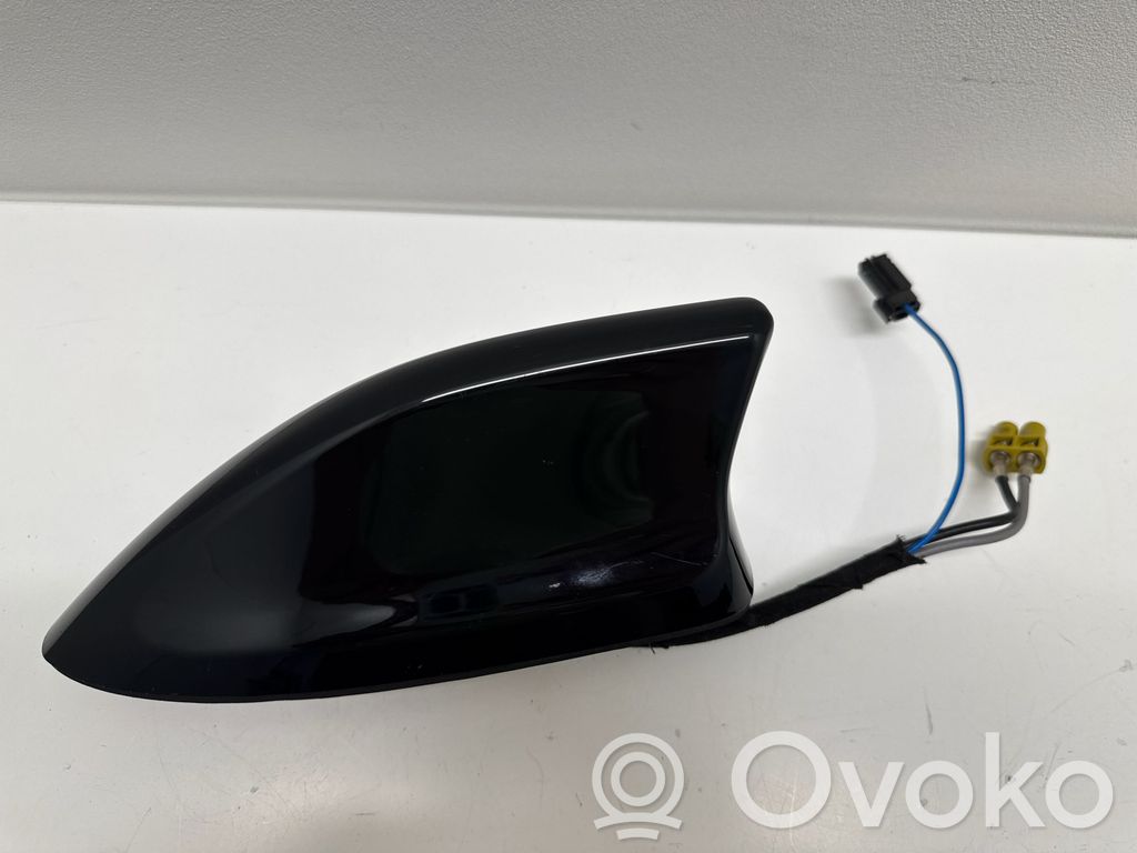 Ford Explorer V GPS-pystyantenni 