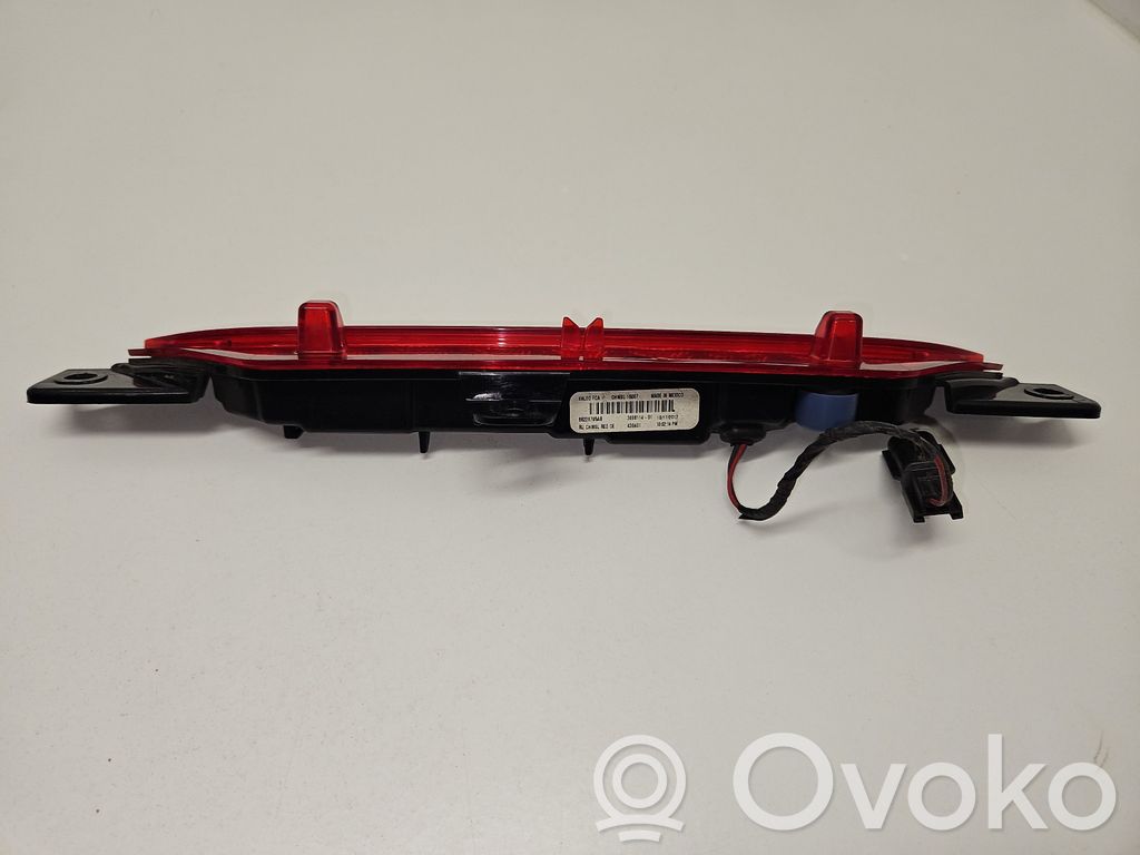 Chrysler Pacifica Third/center stoplight 