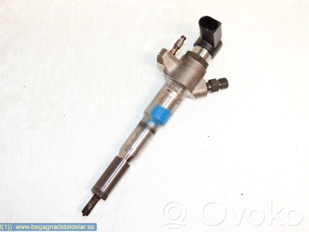 Fuel injector   166000372R,166093282R