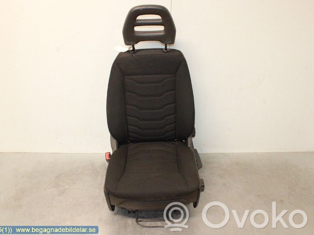 Iveco Daily 6th gen Kuljettajan istuin 