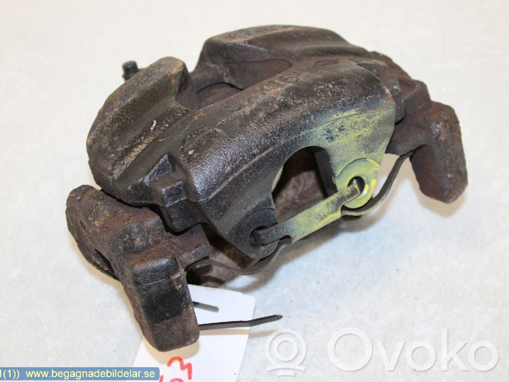 Priekinis suportas   1138651,YM212B118DA