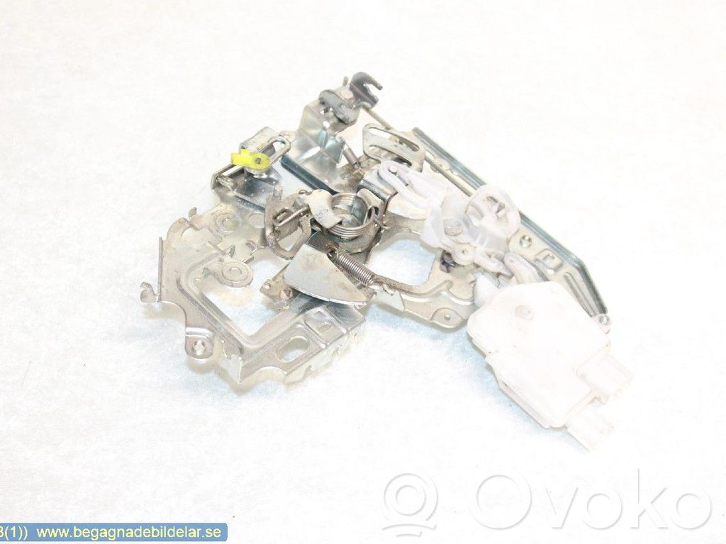 Front door lock   906123257R,906123257R