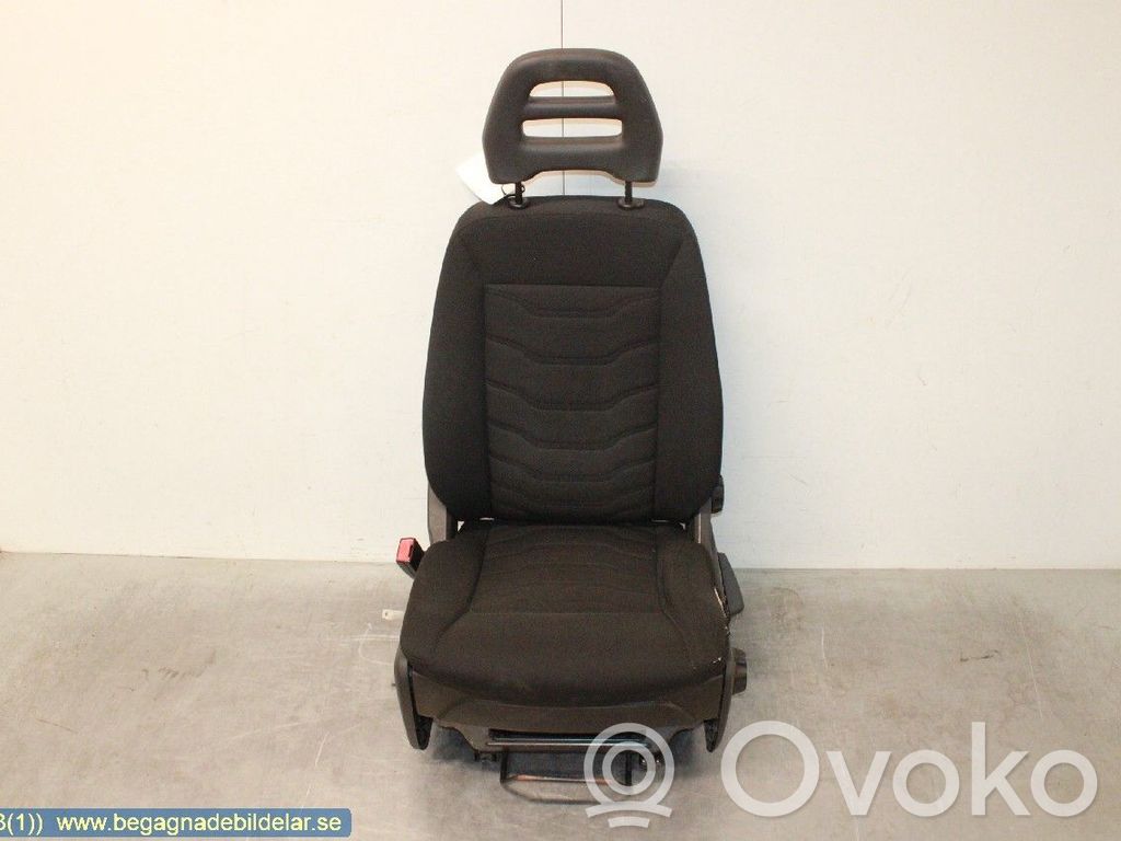 Iveco Daily 6th gen Kuljettajan istuin 