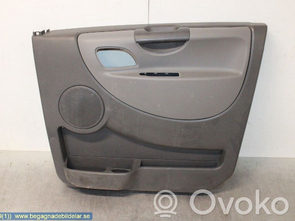 Citroen Jumpy Etuoven verhoilu 