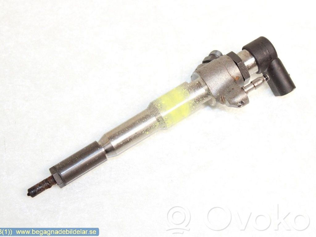 Sprausla (-i)   166000372R,166093282R