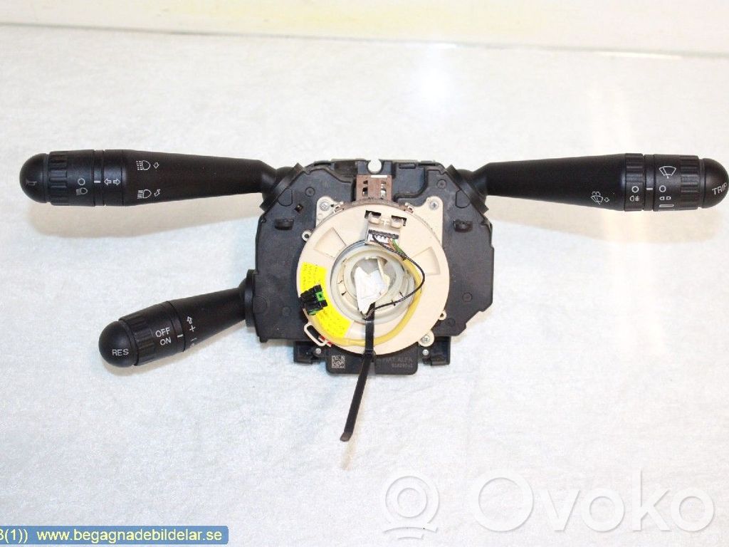 Iveco Daily 4th gen Commodo, commande essuie-glace/phare 