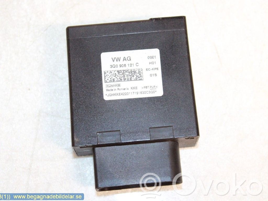 Unité de commande / module de pompe à carburant   3Q0906121C,3Q0906121E
