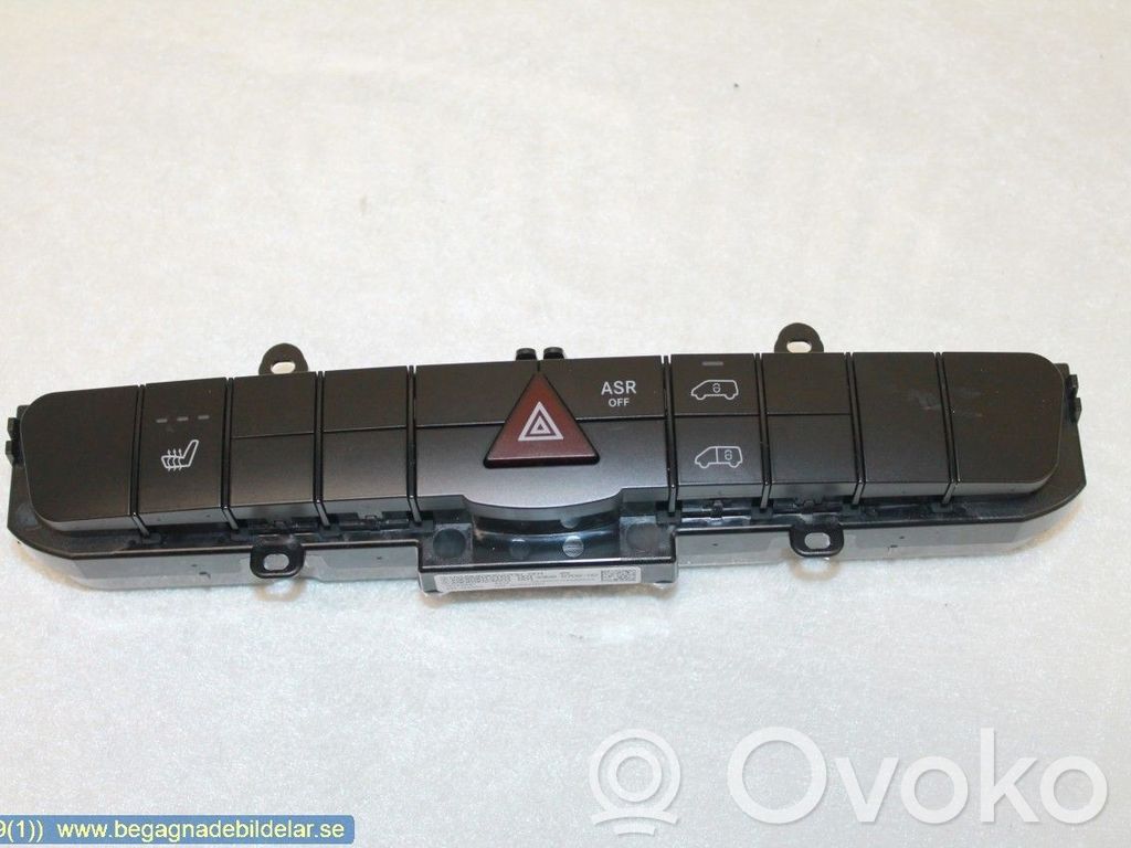 Volkswagen Crafter Botón interruptor de luz de peligro 