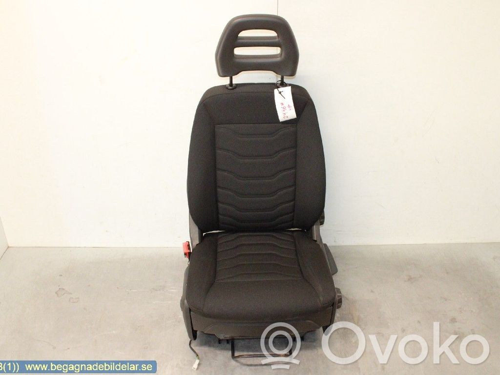 Iveco Daily 6th gen Kuljettajan istuin 