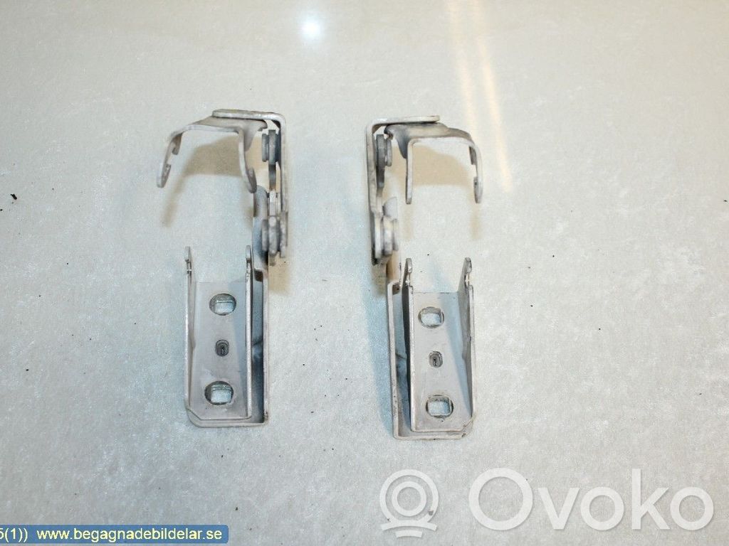 Iveco Daily 6th gen Konepellin saranat 
