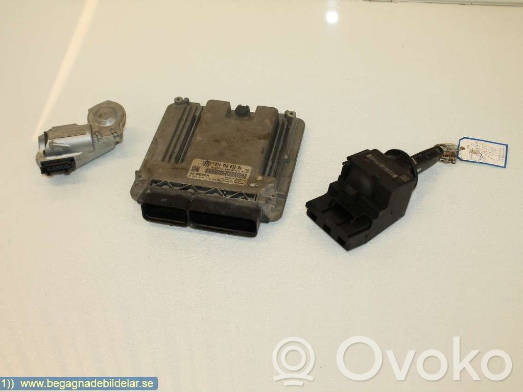 Unité de commande / module d'injection   0281014132,074906032BA,074906032BA,2E0419959C,2E0905865AD,HVW9064620130,X2E0909052HG