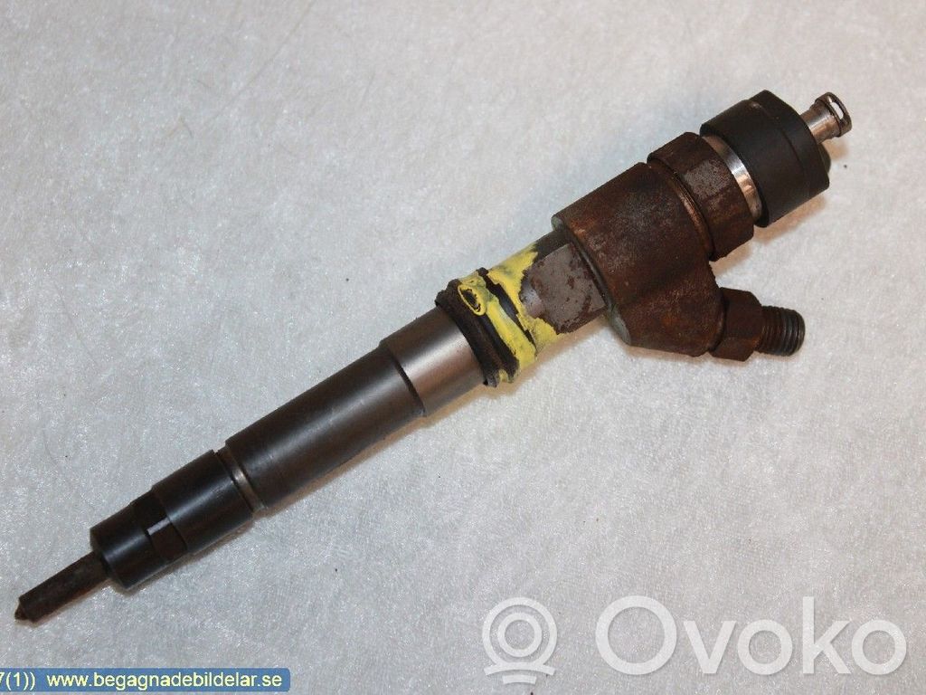Iveco Daily 3rd gen Injector combustibil 