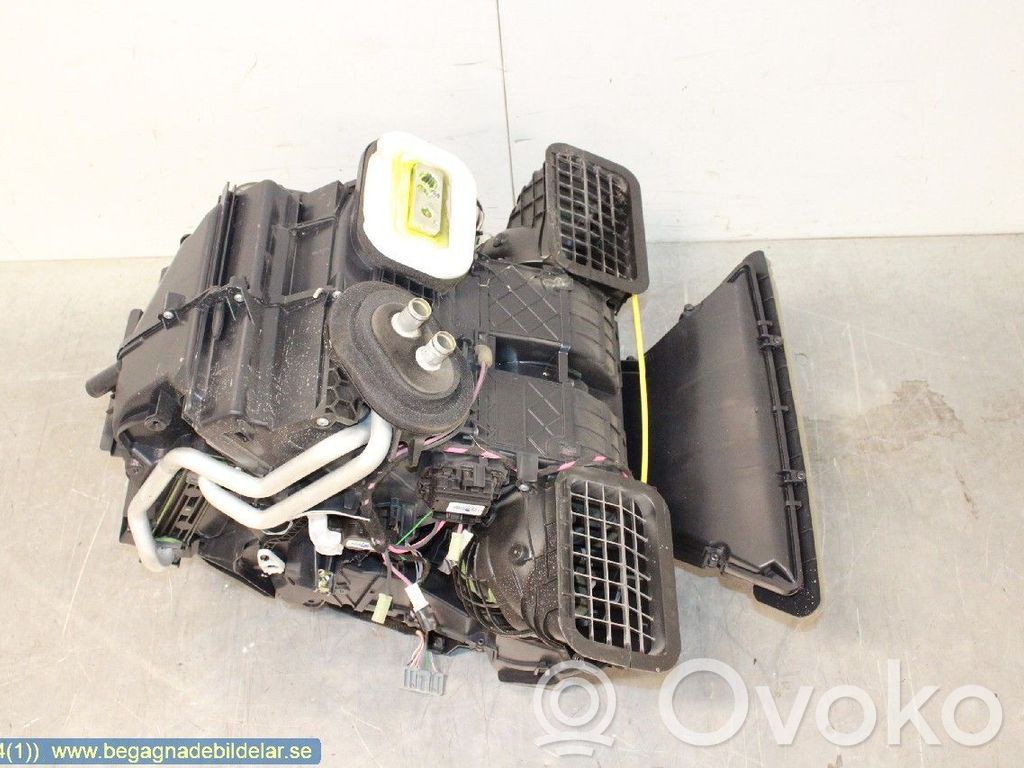 Renault Trafic III (X82) Salono oro mazgo komplektas 
