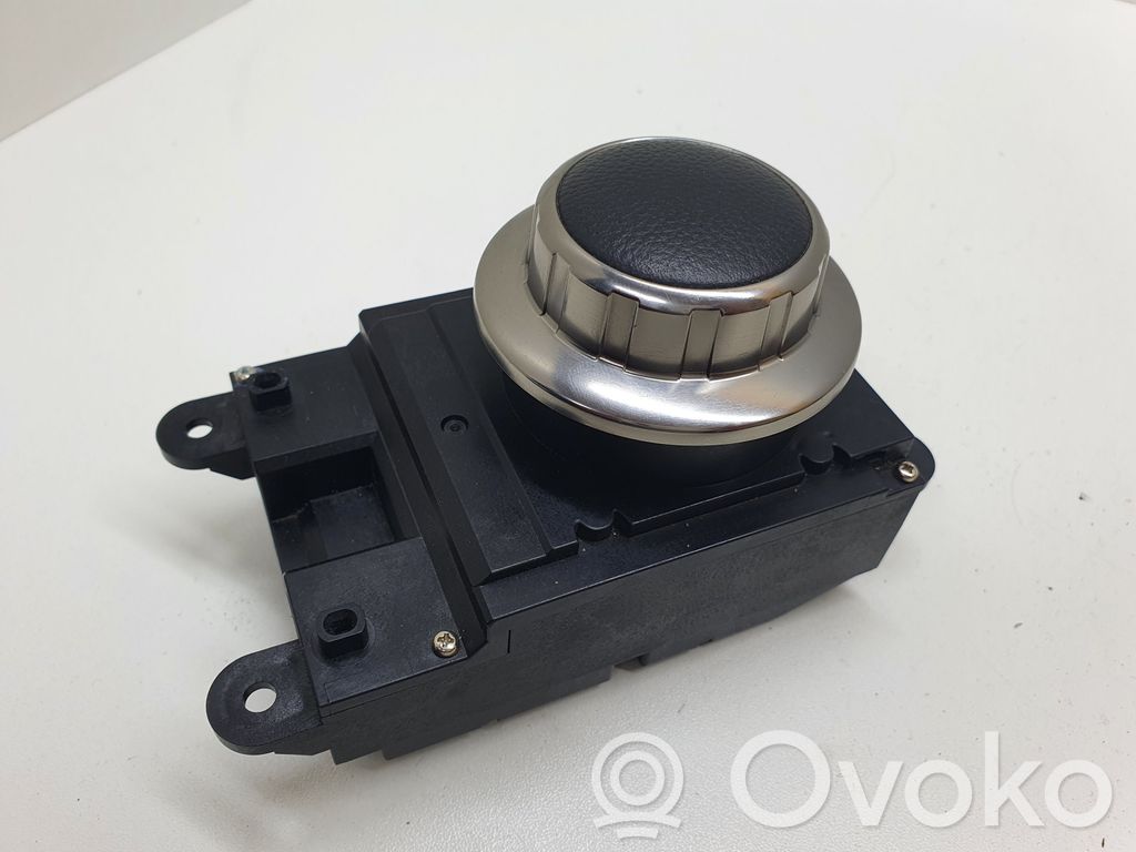 Head unit multimedia control   6963051,6963051