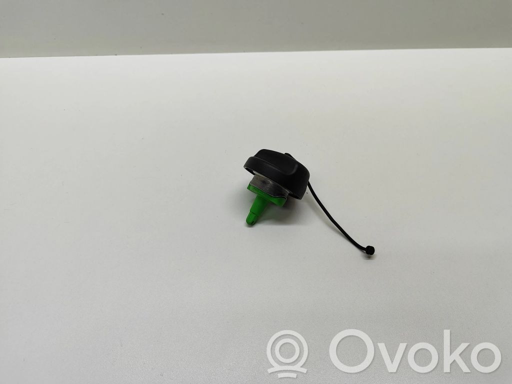 BMW 5 E60 E61 Fuel tank filler cap 