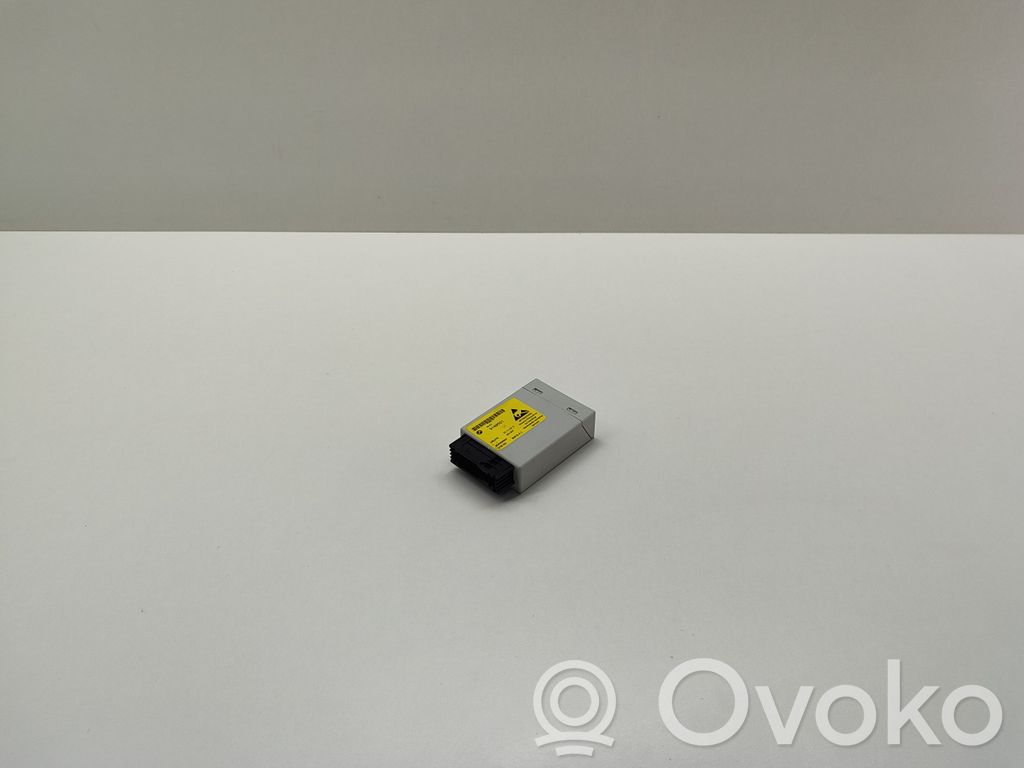 BMW 5 E60 E61 Central console control unit 