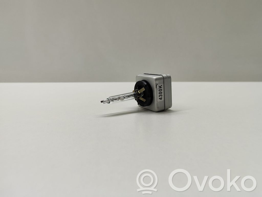 BMW 5 E60 E61 Ampoule xénon 