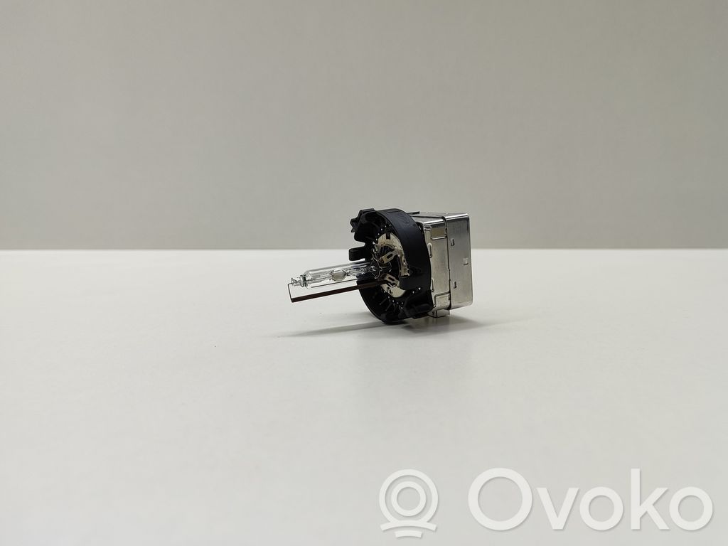 BMW 5 E60 E61 Priekinio žibinto (xenon) lemputė 