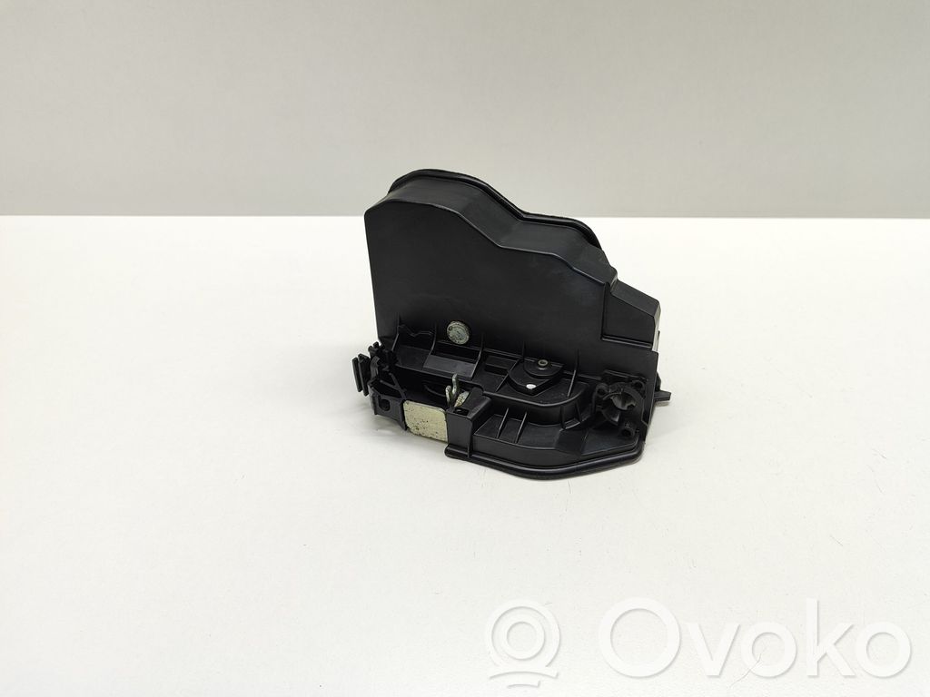 BMW 5 E60 E61 Etuoven lukko 