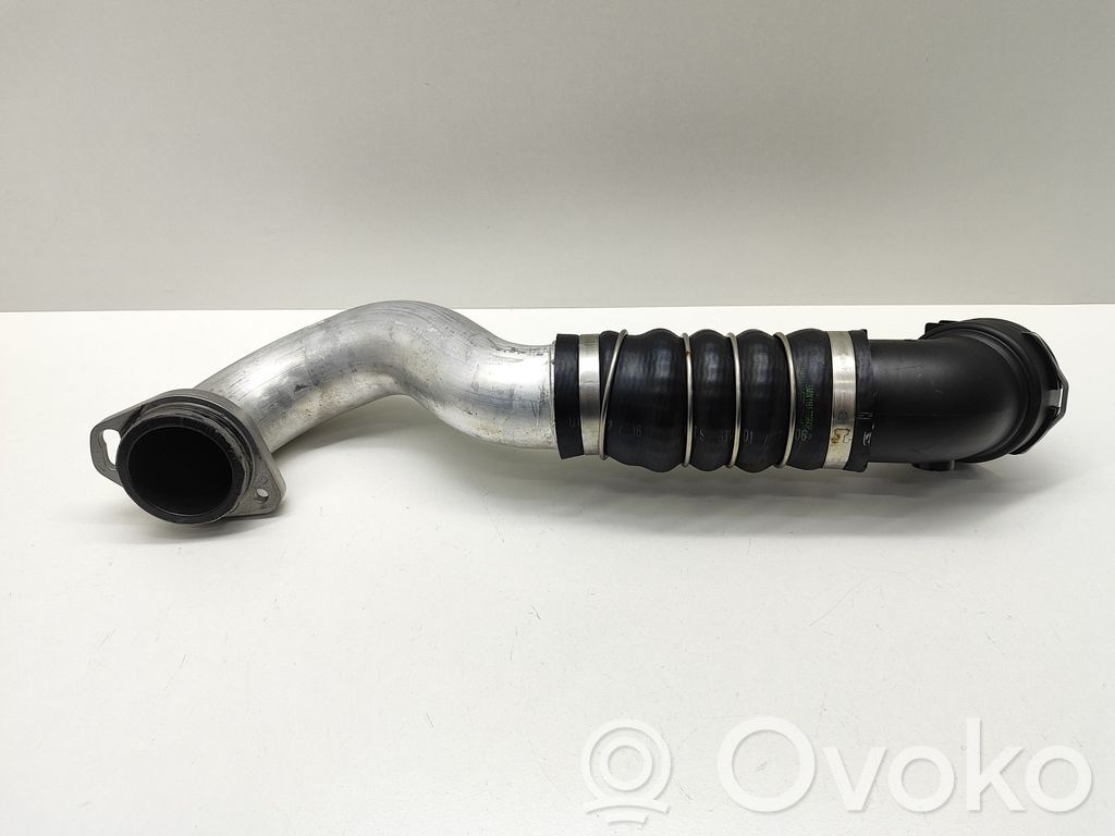 BMW 5 E60 E61 Intercooler hose/pipe 