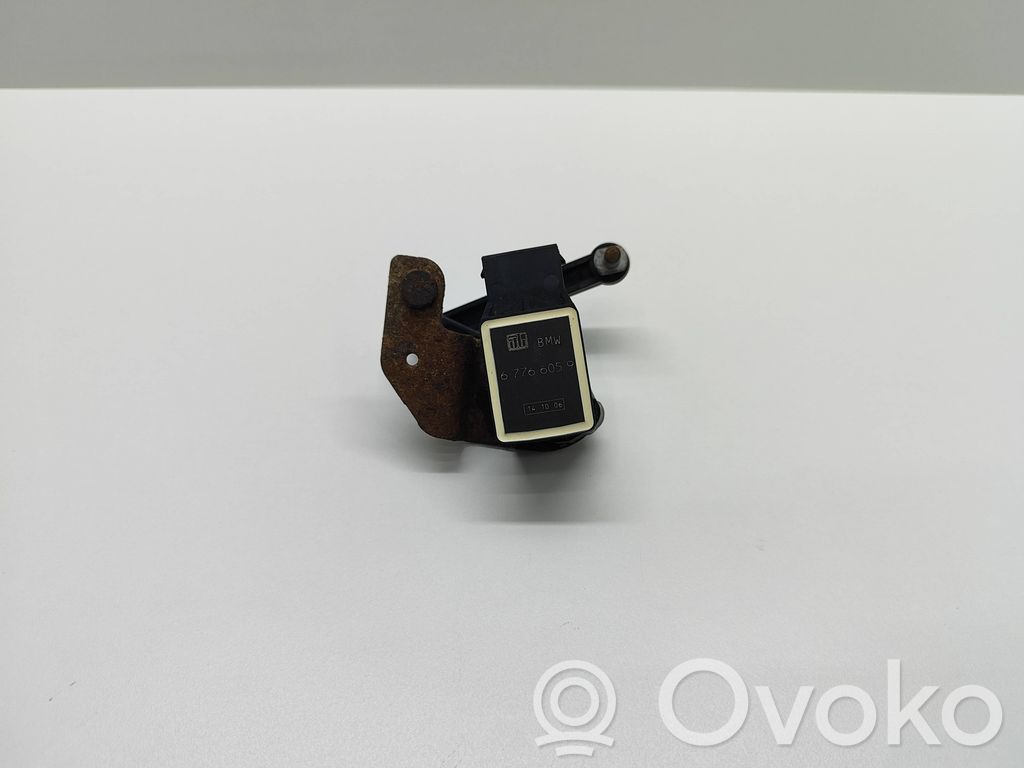 BMW 5 E60 E61 Rear air suspension level height sensor 