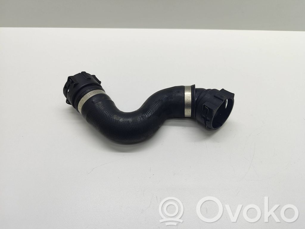 BMW 5 E60 E61 Engine coolant pipe/hose 