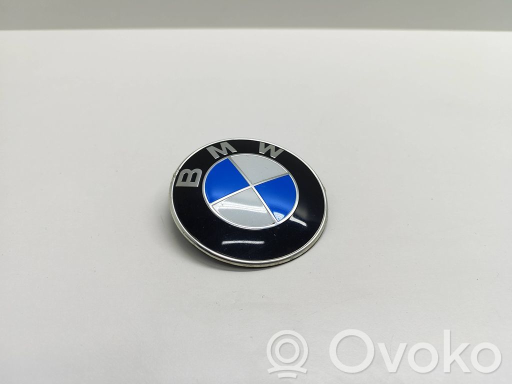 BMW 5 E60 E61 Emblemat / Znaczek 