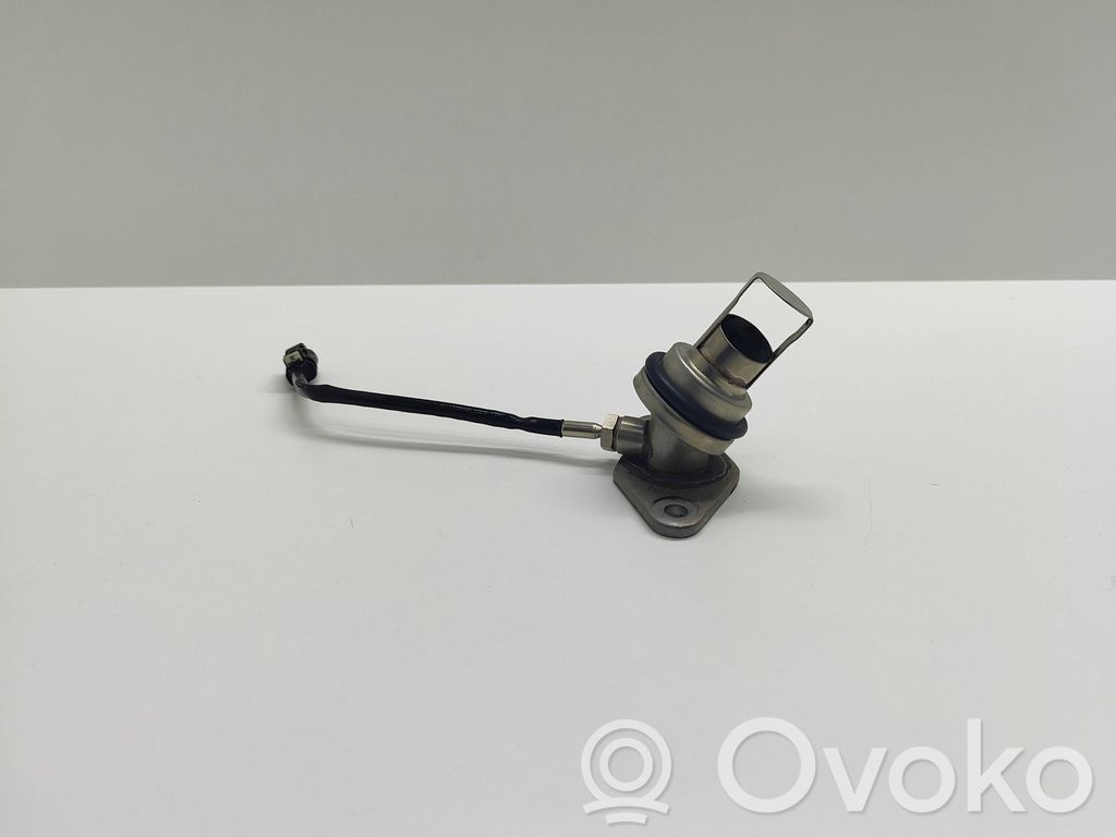 BMW 5 F10 F11 Izplūdes gāzu temperatūras sensors 