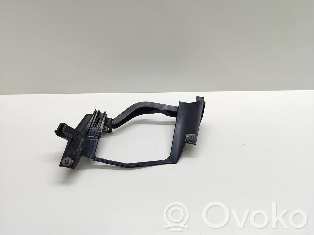 BMW 5 E60 E61 Headlight/headlamp mounting bracket 