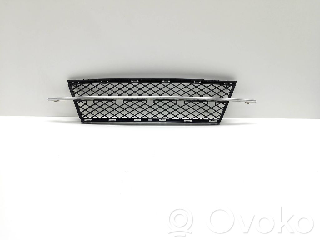 BMW 5 E60 E61 Unteres Gitter dreiteilig vorne 
