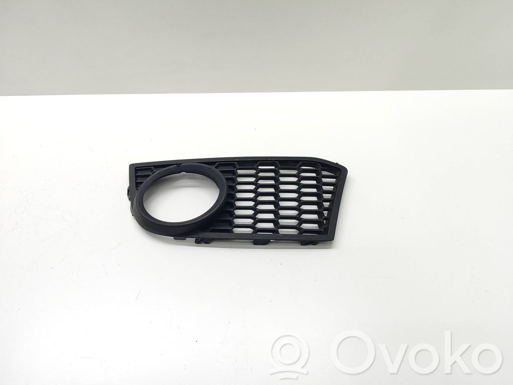 BMW 5 F10 F11 Pretmiglas luktura dekoratīvais režģis 
