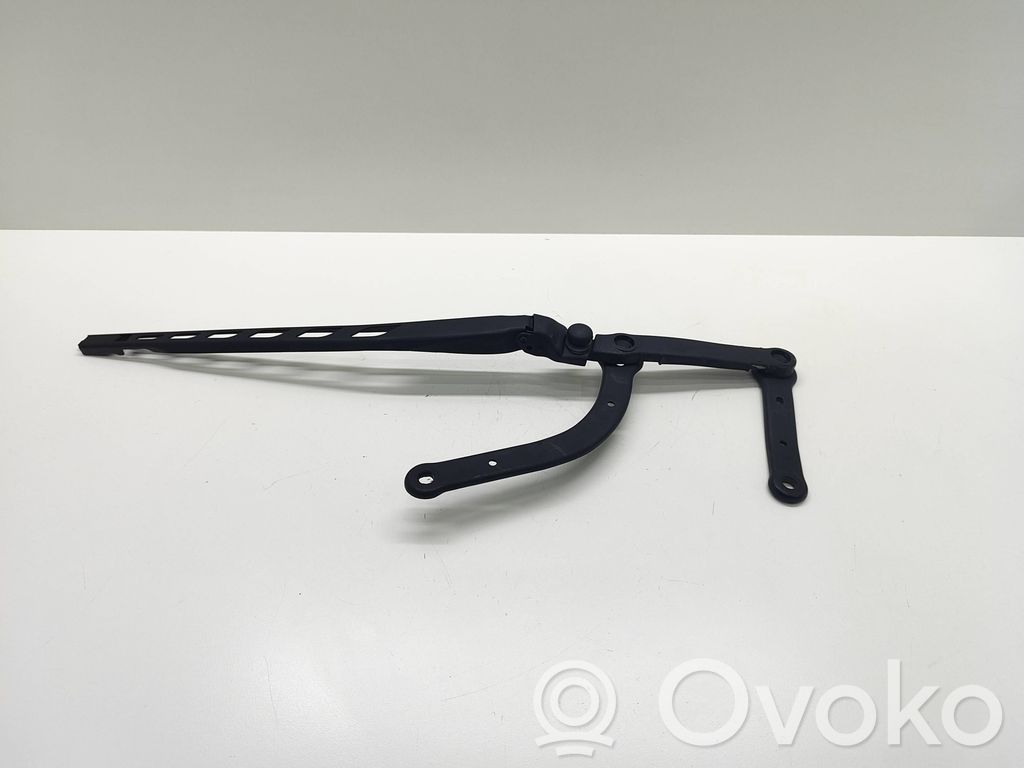 BMW 5 E60 E61 Front wiper blade arm 