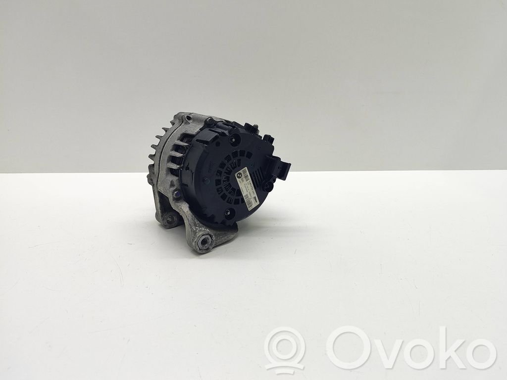 BMW 5 F10 F11 Generatorius 