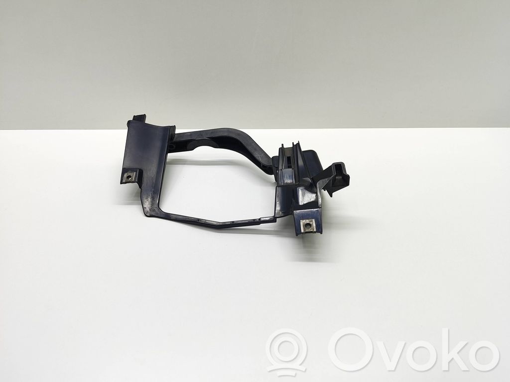BMW 5 E60 E61 Support phare frontale 